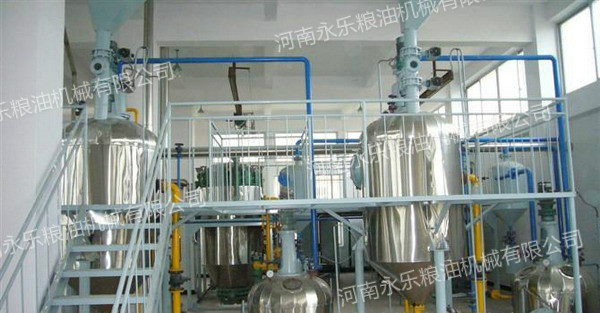 5T胡麻子油煉油車(chē)間